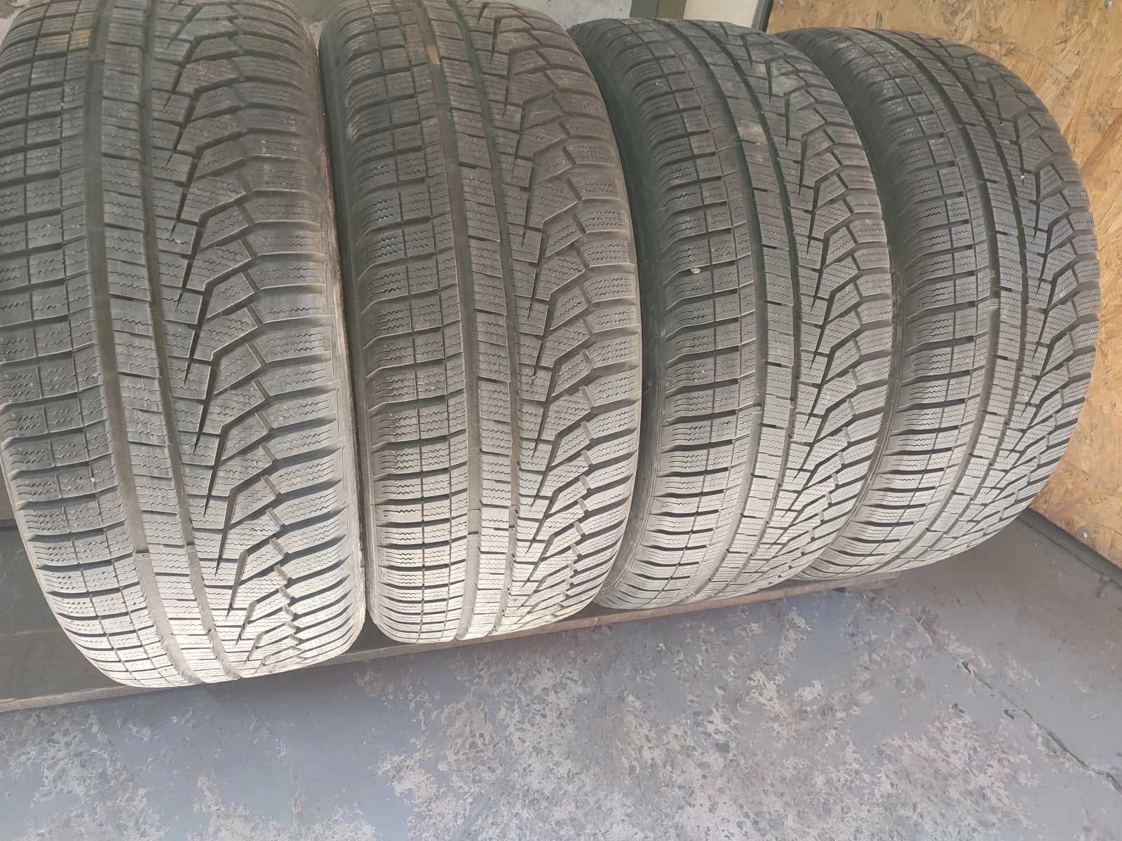 Вживані шини з Європи Hankook Winter I cept evo 2 .      235/55 R 17