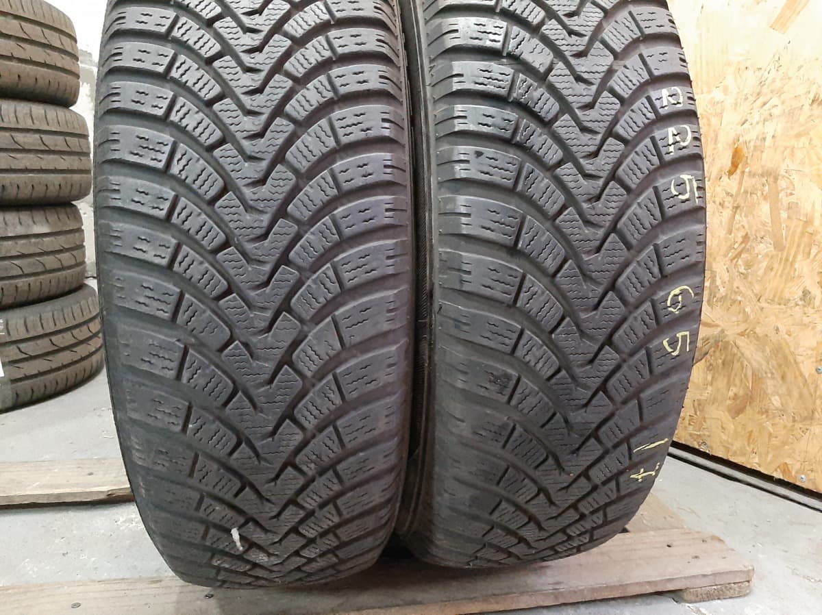 Вживані шини з Європи Falken Eurowinter HS 01      225/65 R 17