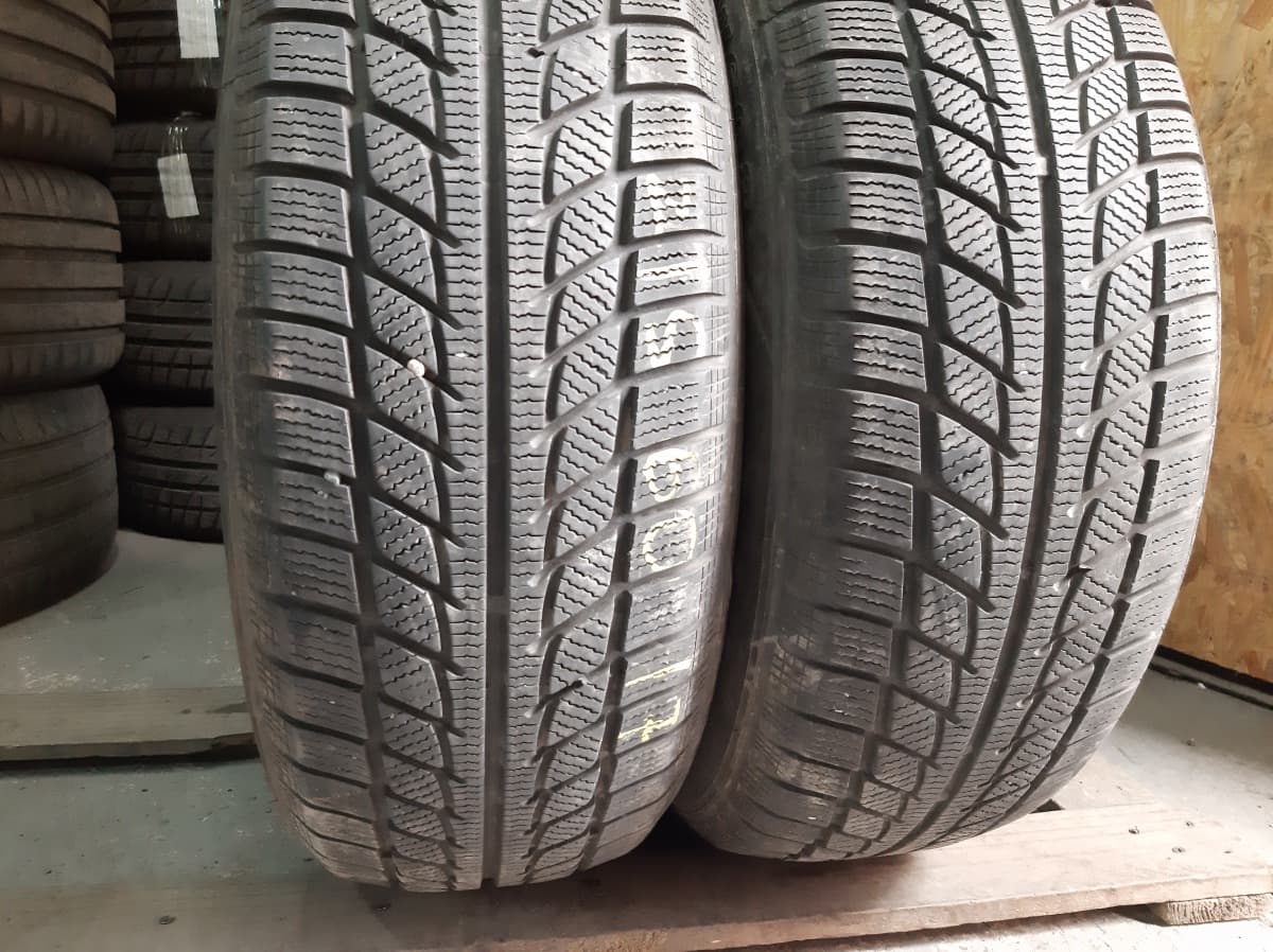 Вживані шини з Європи Goodride SW 608    215/60 R 17