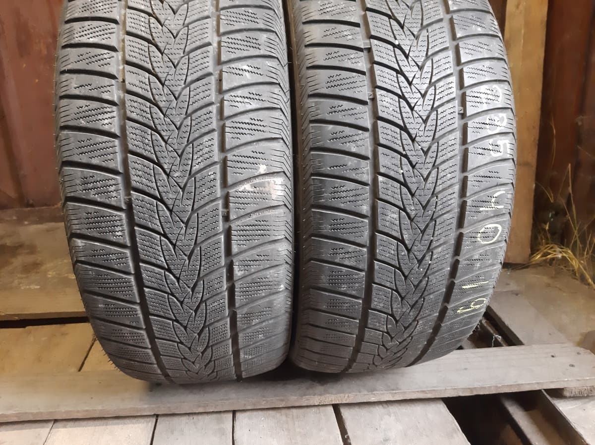 Вживані шини з Європи Imperial Snow Dragon UHP     235/40 R 19