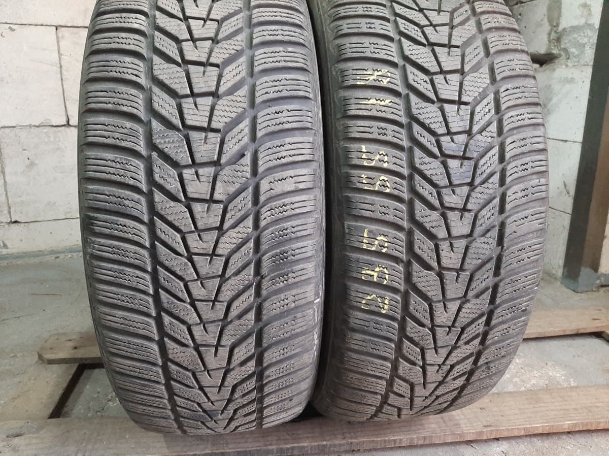 Вживані шини з Європи Hankook Winter I cept Evo 3x 235/55 R 18
