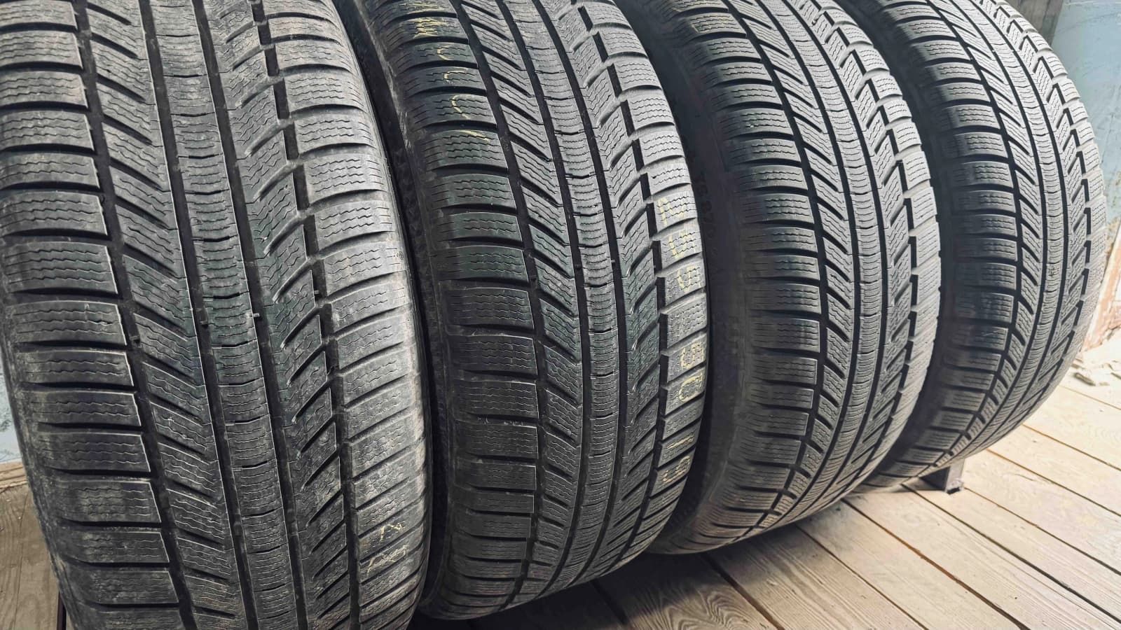 Вживані шини з Європи Continental WinterContact TS870P     . 255/50 R 19