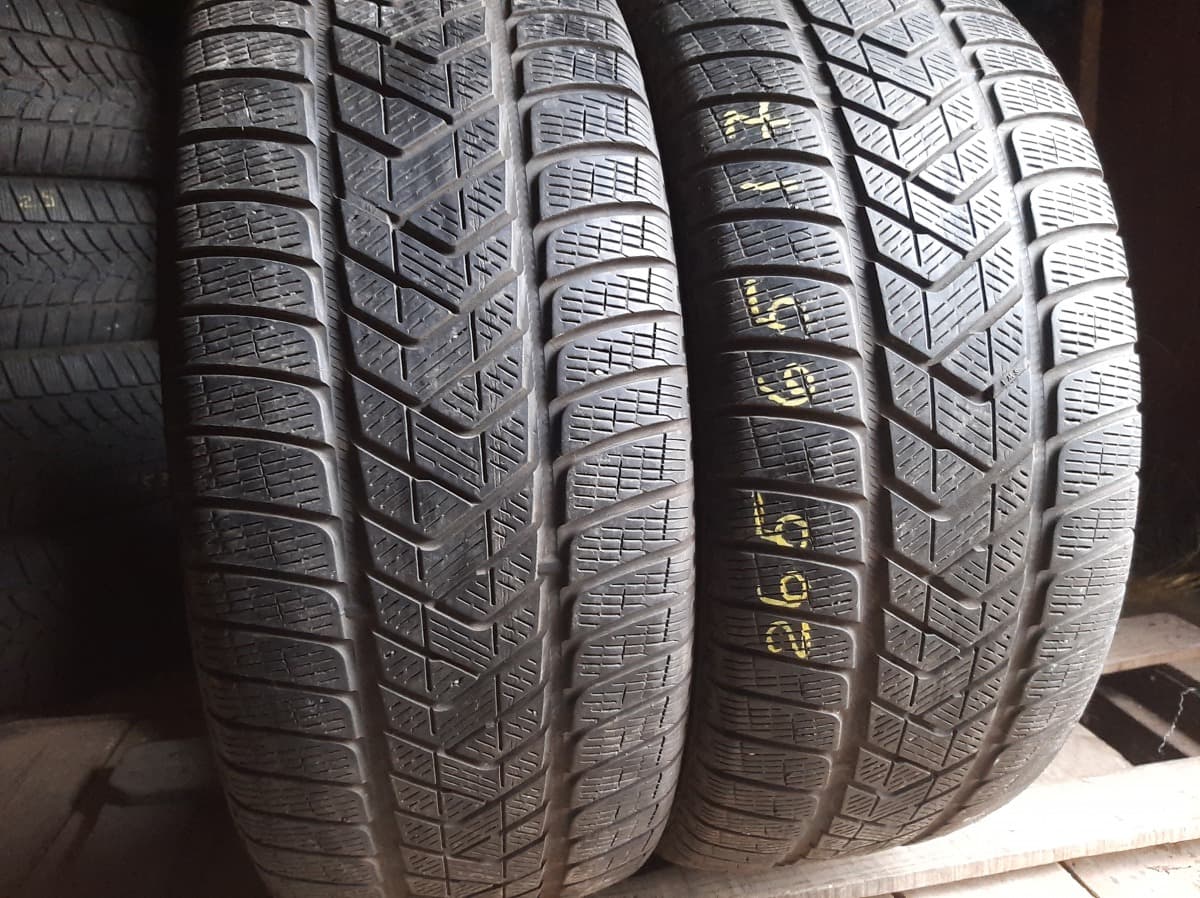 Вживані шини з Європи Pirelli ScorpionWintr 265/65 R 17