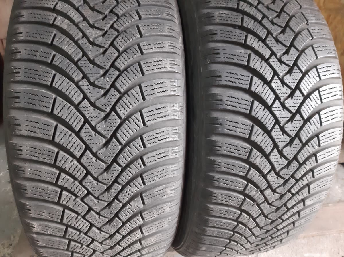Вживані шини з Європи Falken Eurowinter HS 01  245/40 R 19