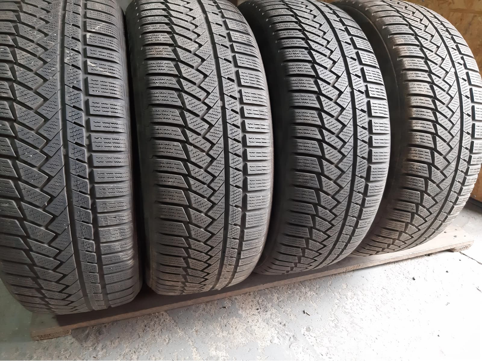 Вживані шини з Європи Continental WinterContact TS850P    235/50 R 19