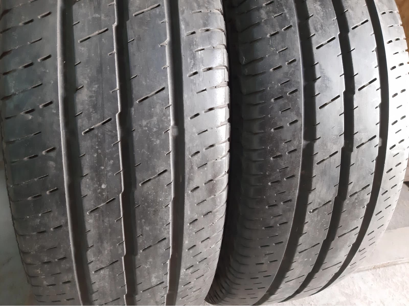 Вживані шини з Європи Continental Vanco 2  . . . 235/65 R 16C