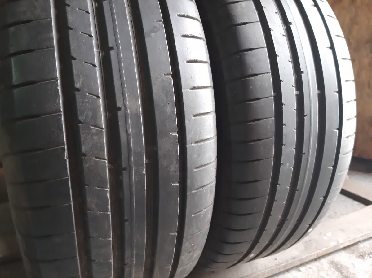 Вживані шини з Європи Dunlop SportMaxx RT2    235/55 R 17