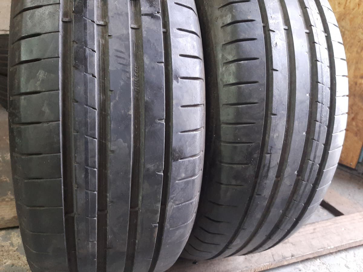 Вживані шини з Європи Dunlop Sport Maxx RT 2      215/55 R 17