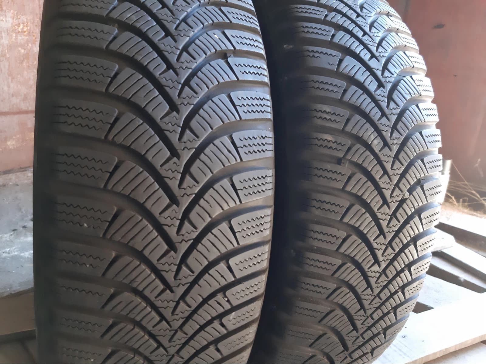 Вживані шини з Європи Hankook Winter I Cept RS 2    185/70 R 14