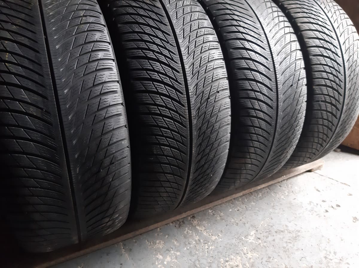Вживані шини з Європи Michelin Pilot Alpin 5 SUV ZP/       275/45 R 20