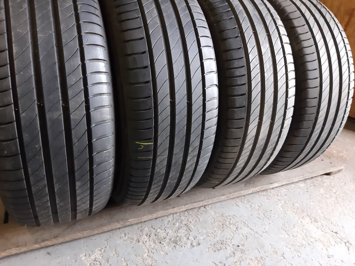 Вживані шини з Європи Michelin Primacy 4    215/55 R 16