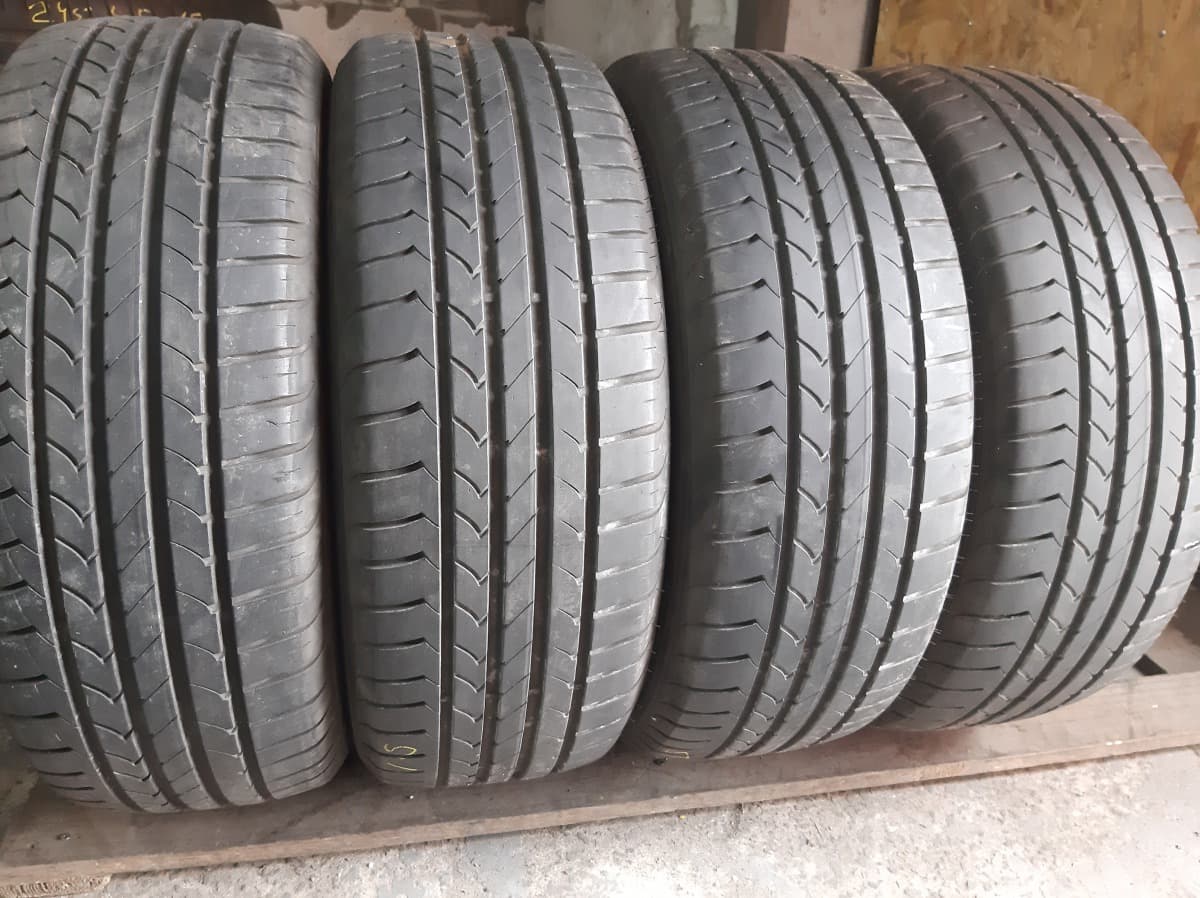 Вживані шини з Європи GoodYear Efficient Grip .  …  215/60 R 16