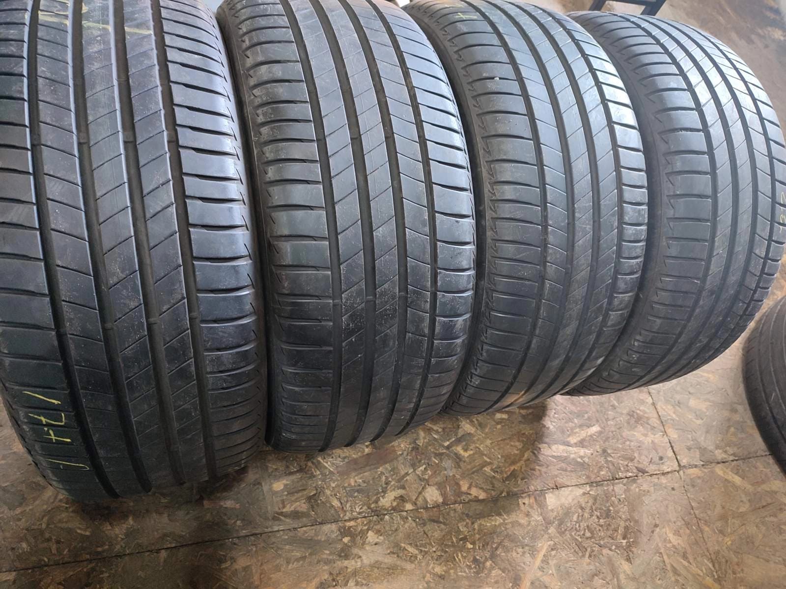 Вживані шини з Європи Bridgestone Turanza T005      245/40 R 19