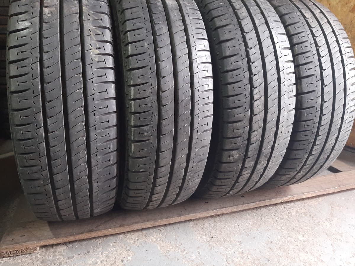 Придбати вживані шини Michelin Agilis 205/65 R 16C Вживані шини з Європи Michelin Agilis 205/65 R 16C