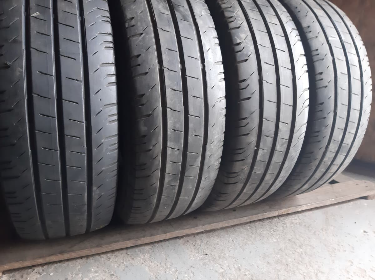 Вживані шини з Європи Continental Conti Van Contact 200.   215/65 R 16C