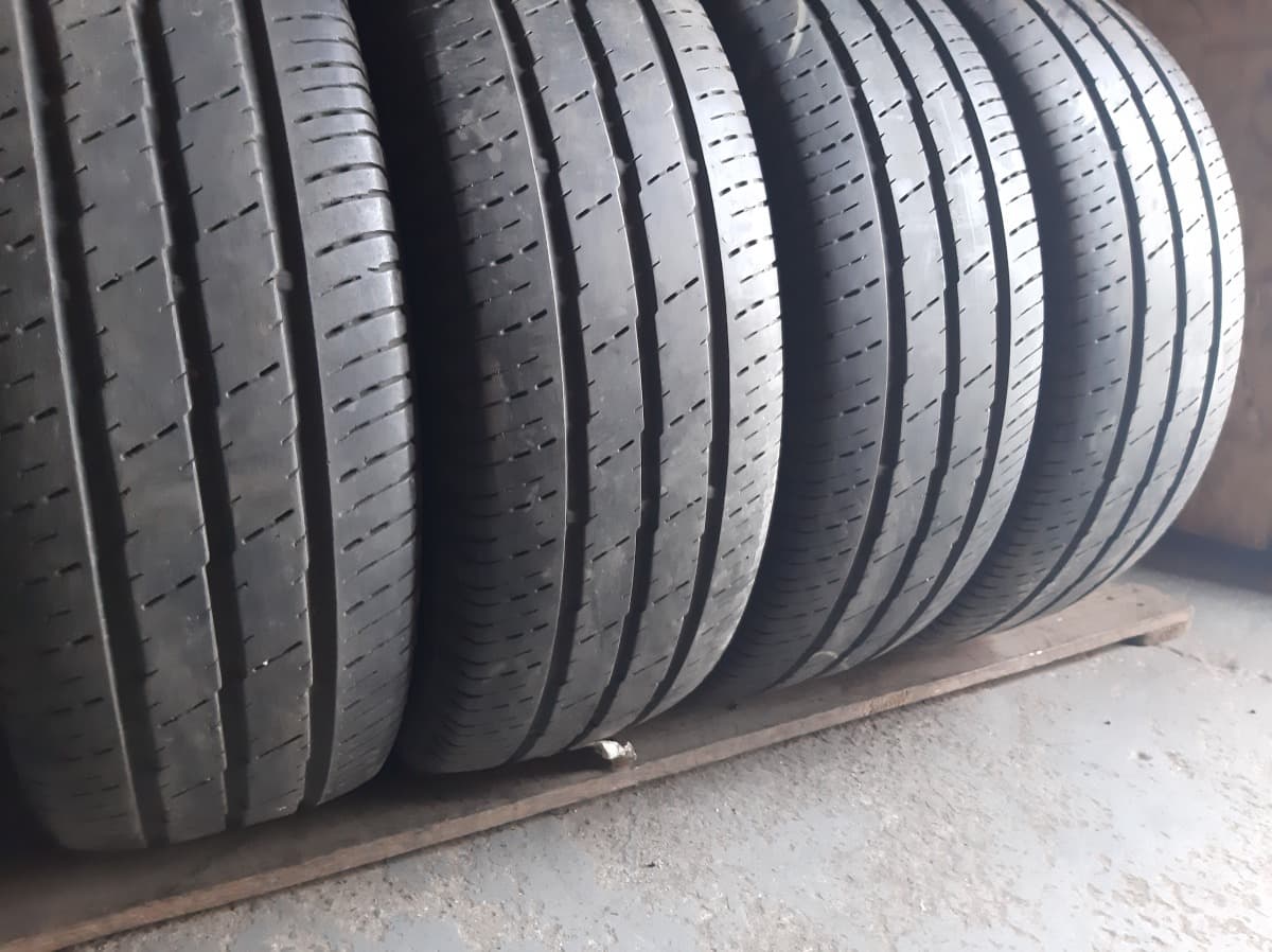 Вживані шини з Європи Continental Vanco 2   . . 235/65 R 16C
