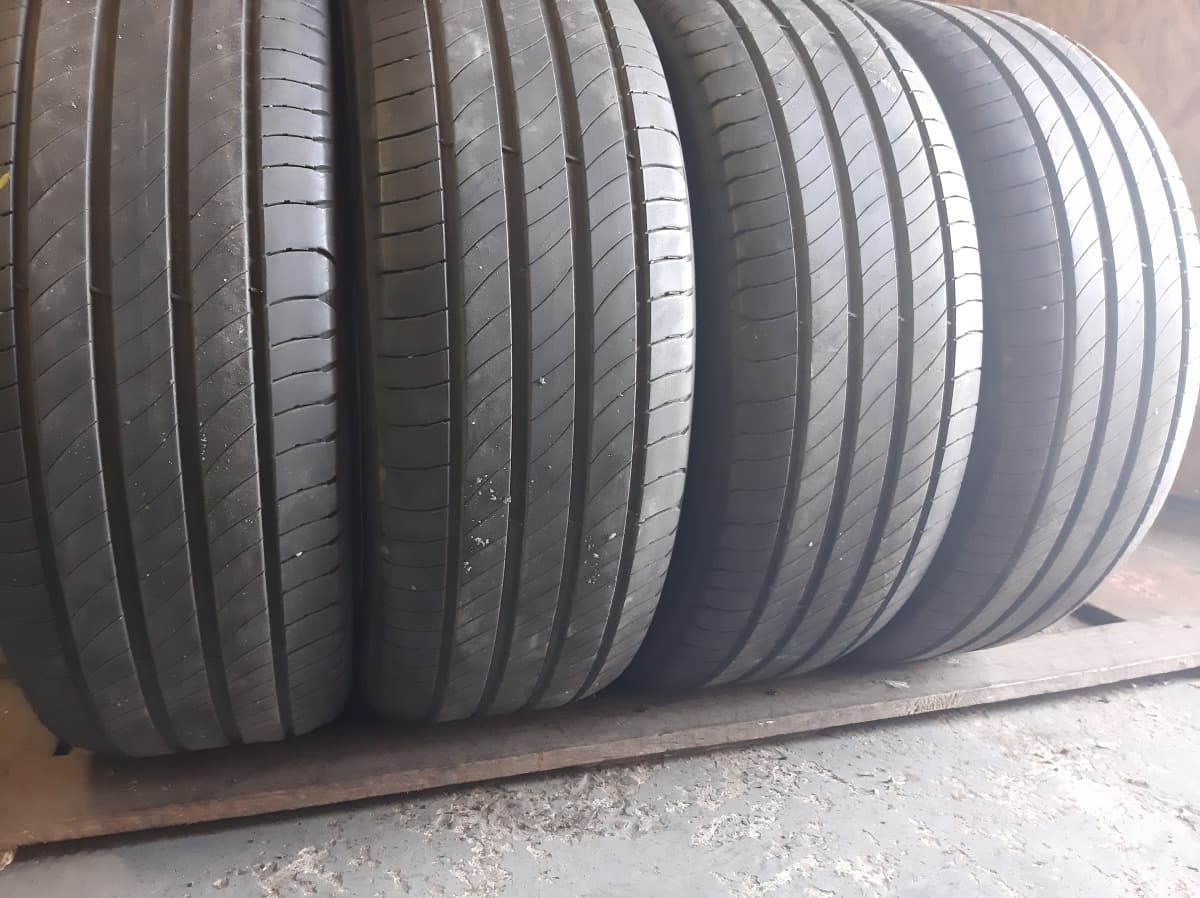 Вживані шини з Європи Michelin Primacy 4   .    215/55 R 17