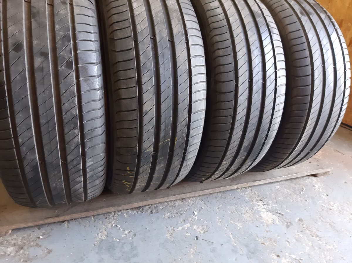 Вживані шини з Європи Michelin Primacy 4   .      235/55 R 17