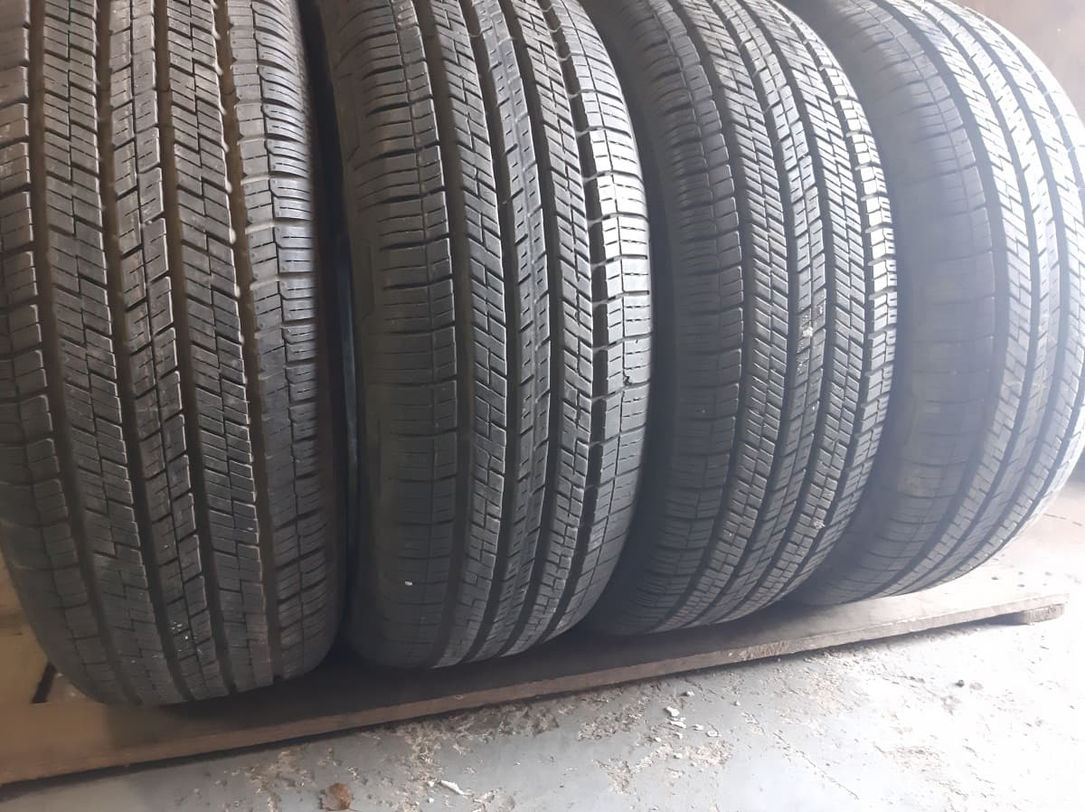 Вживані шини з Європи Continental 4*4 Contact    235/65 R 17
