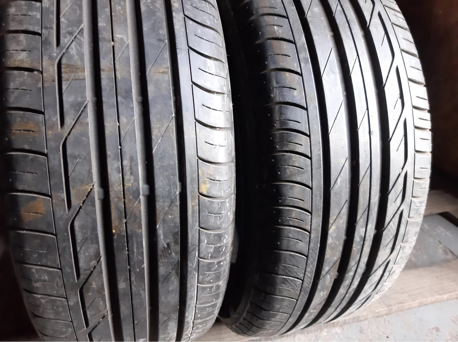 Вживані шини з Європи Bridgestone Turanza T001       225/55 R 17