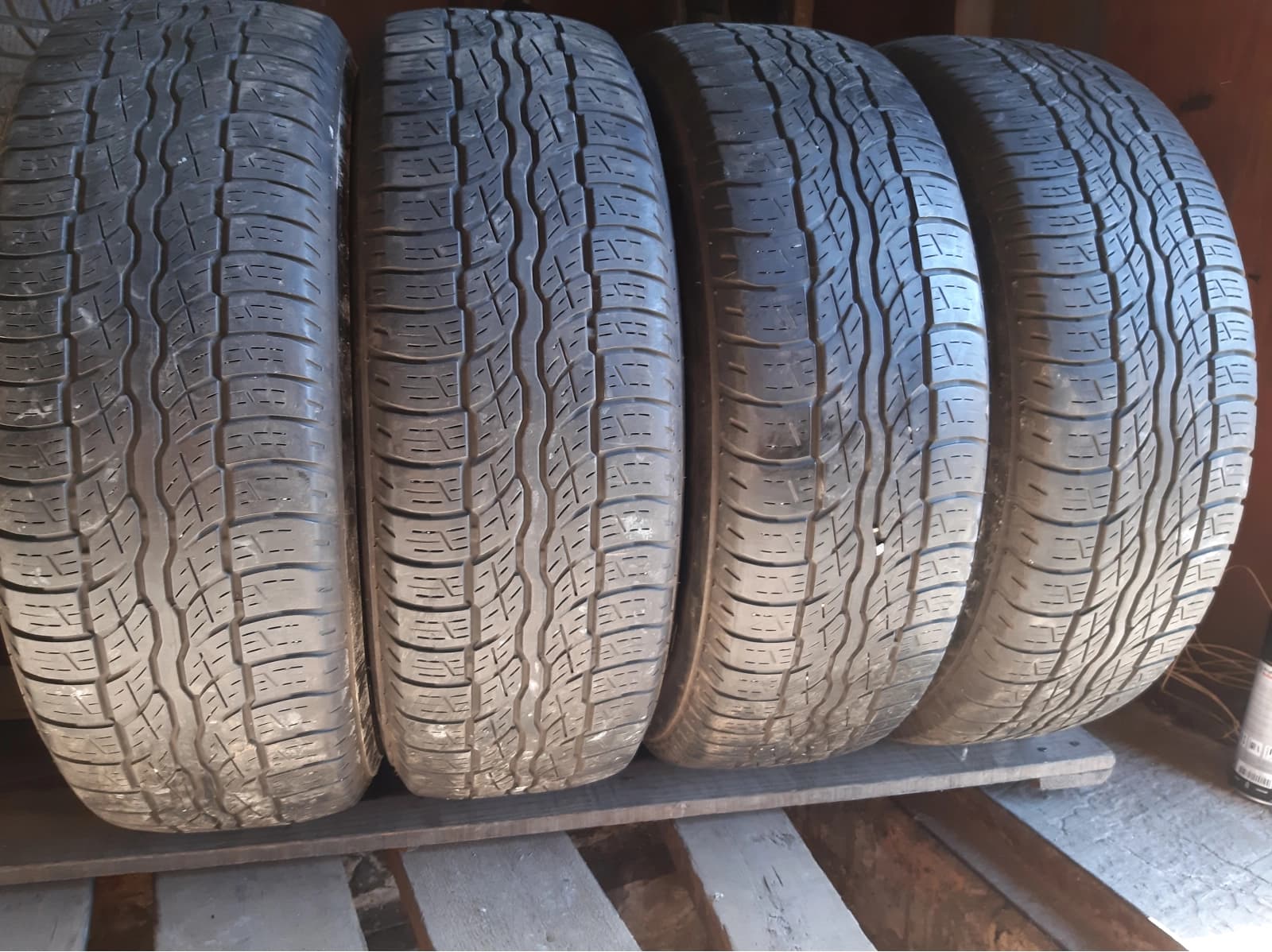 Вживані шини з Європи Bridgestone Dueler H/T 687 225/65 R 17