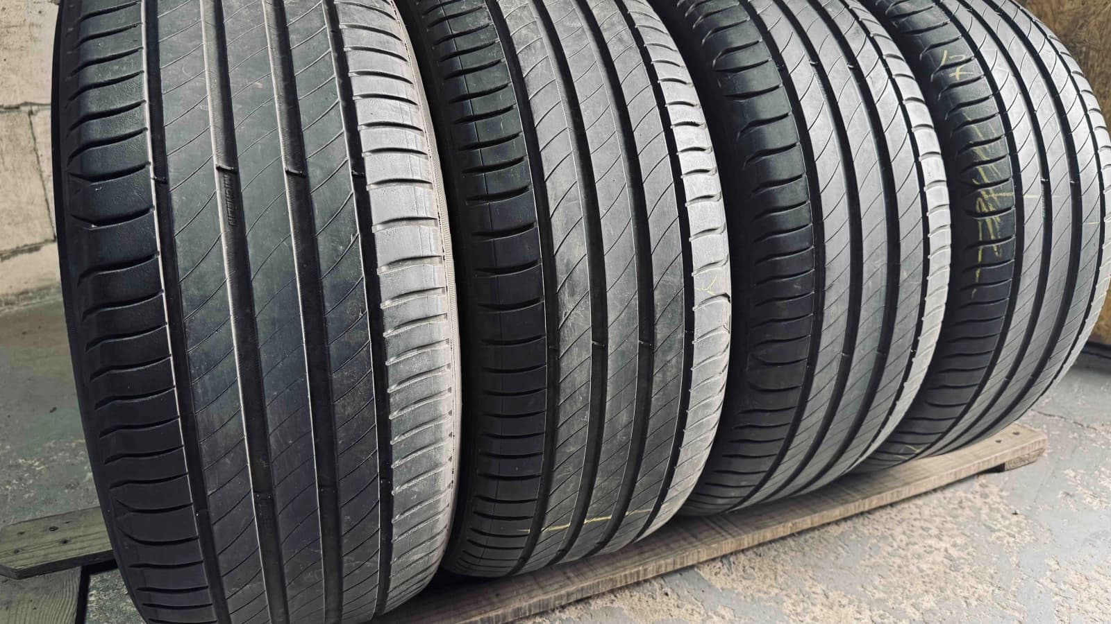 Вживані шини з Європи Michelin Primacy 4  .  … . 225/50 R 17