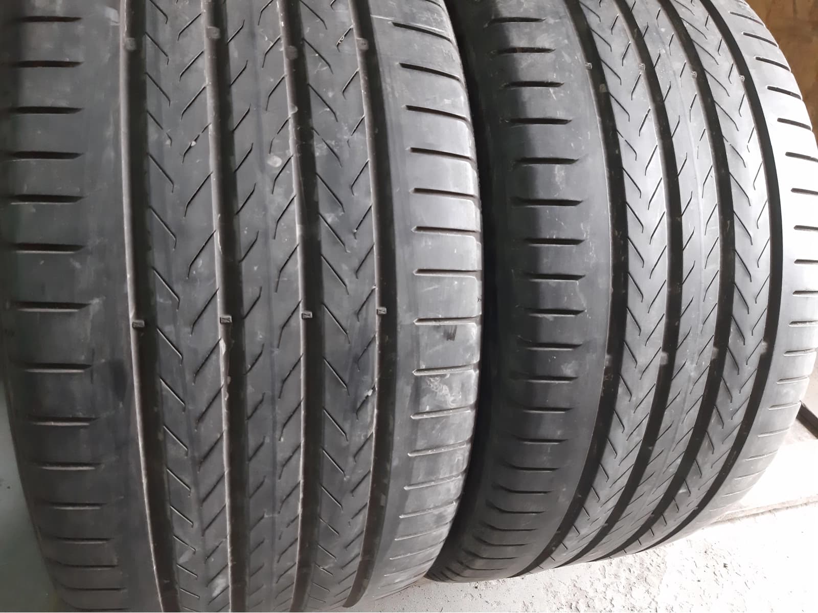 Вживані шини з Європи Continental Eco Contact 6Q * 275/35 R 20