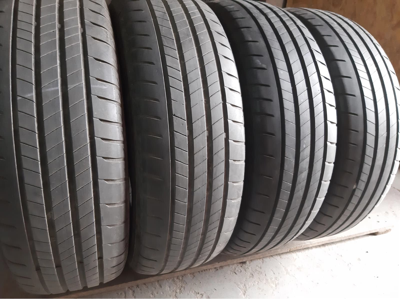 Вживані шини з Європи Bridgestone Turanza Eco 225/65 R 17