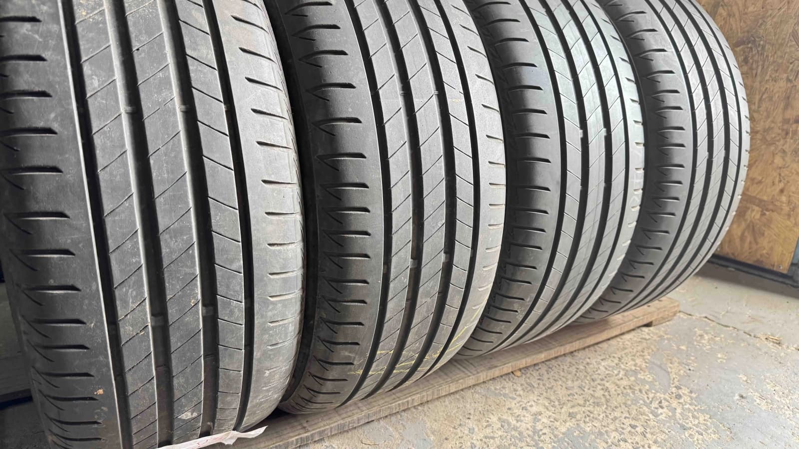 Вживані шини з Європи Bridgestone Turanza T005     . 245/45 R 18