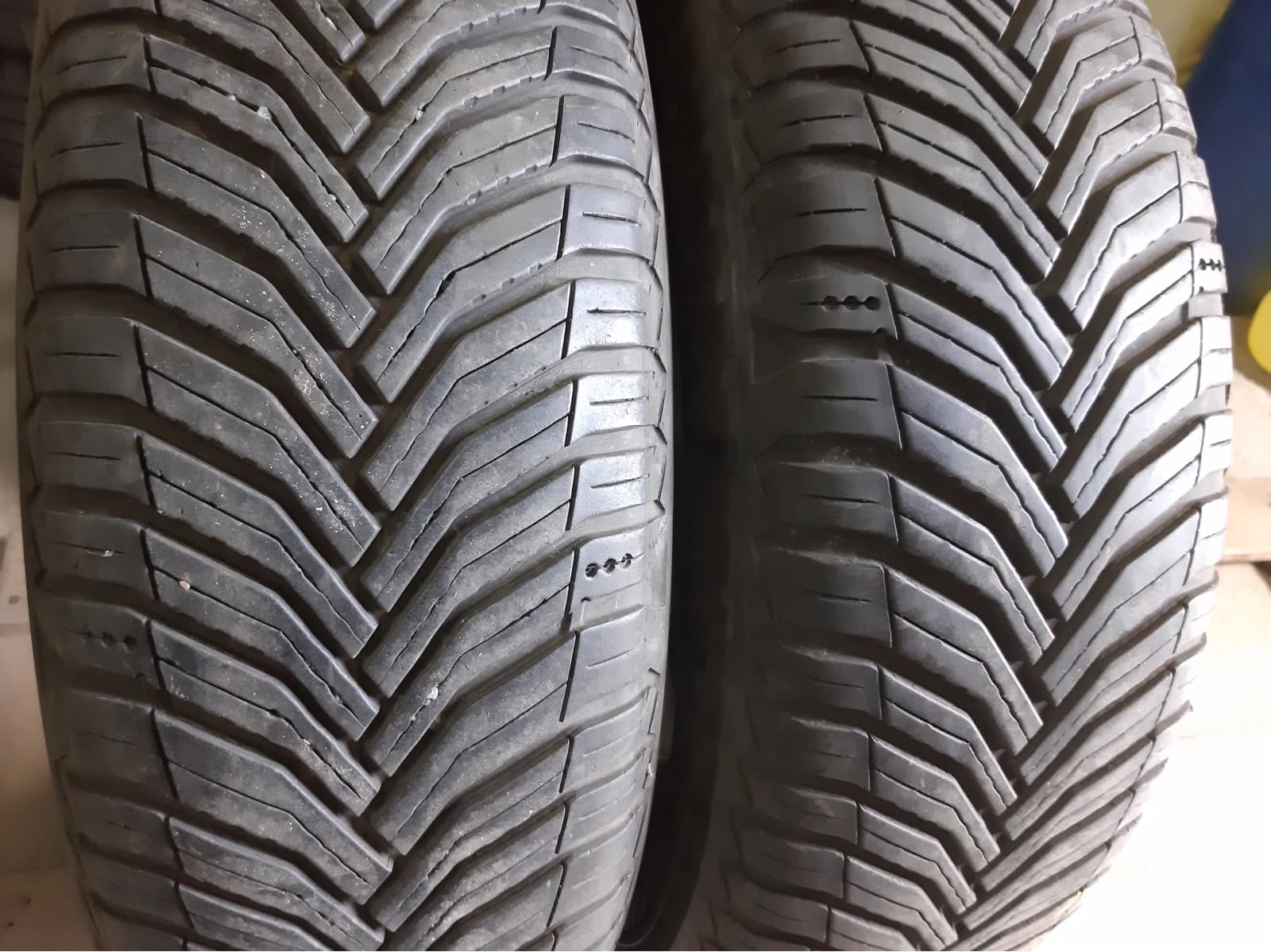 Вживані шини з Європи Michelin Cross Climate 2 195/65 R 15