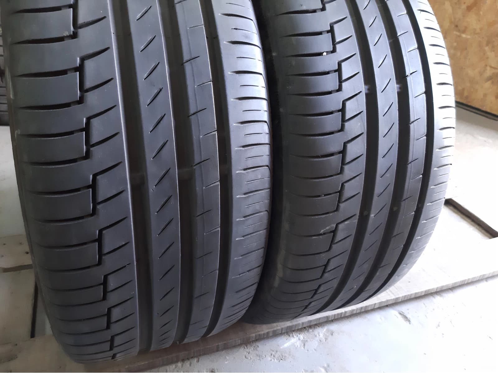 Вживані шини з Європи Continental Premium Contact 6  .    235/45 R 17