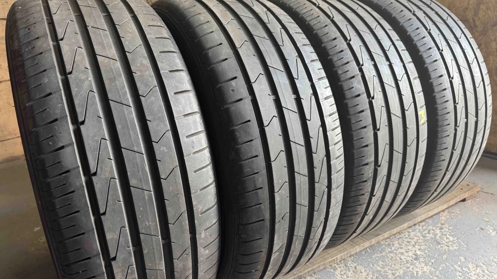 Вживані шини з Європи Hankook Ventus Prime 3     235/55 R 17