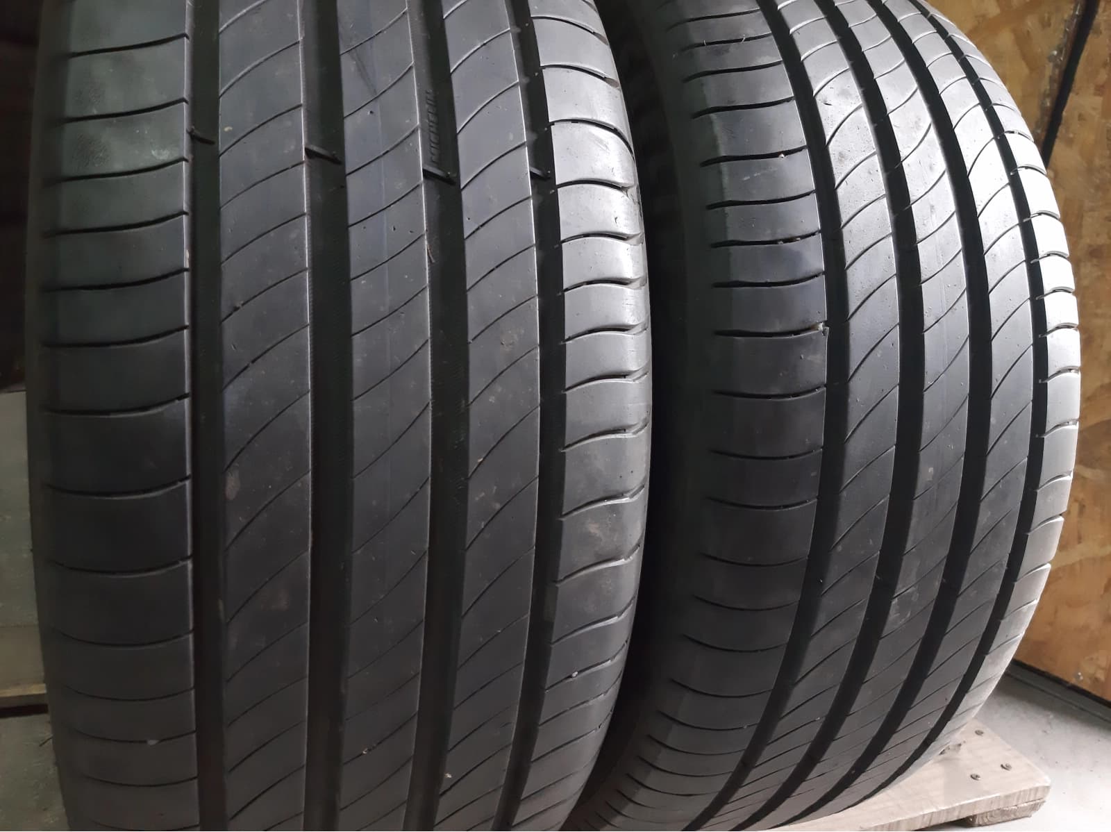 Вживані шини з Європи Michelin Primacy 4 235/40 R 19