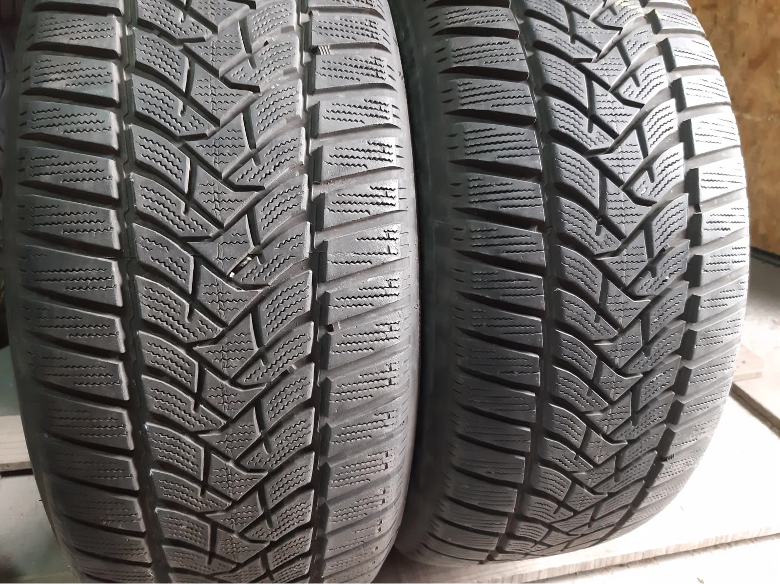 Вживані шини з Європи Dunlop Winter Sport 5  .        225/50 R 17
