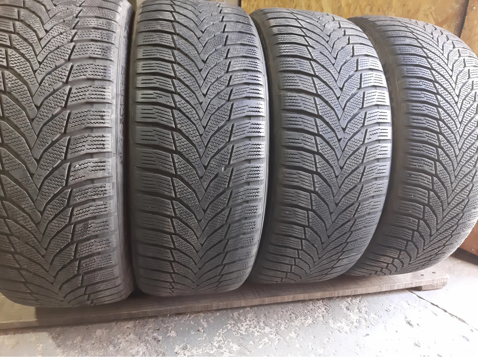 Вживані шини з Європи Nexen WinGuard Sport 2.      235/45 R 19