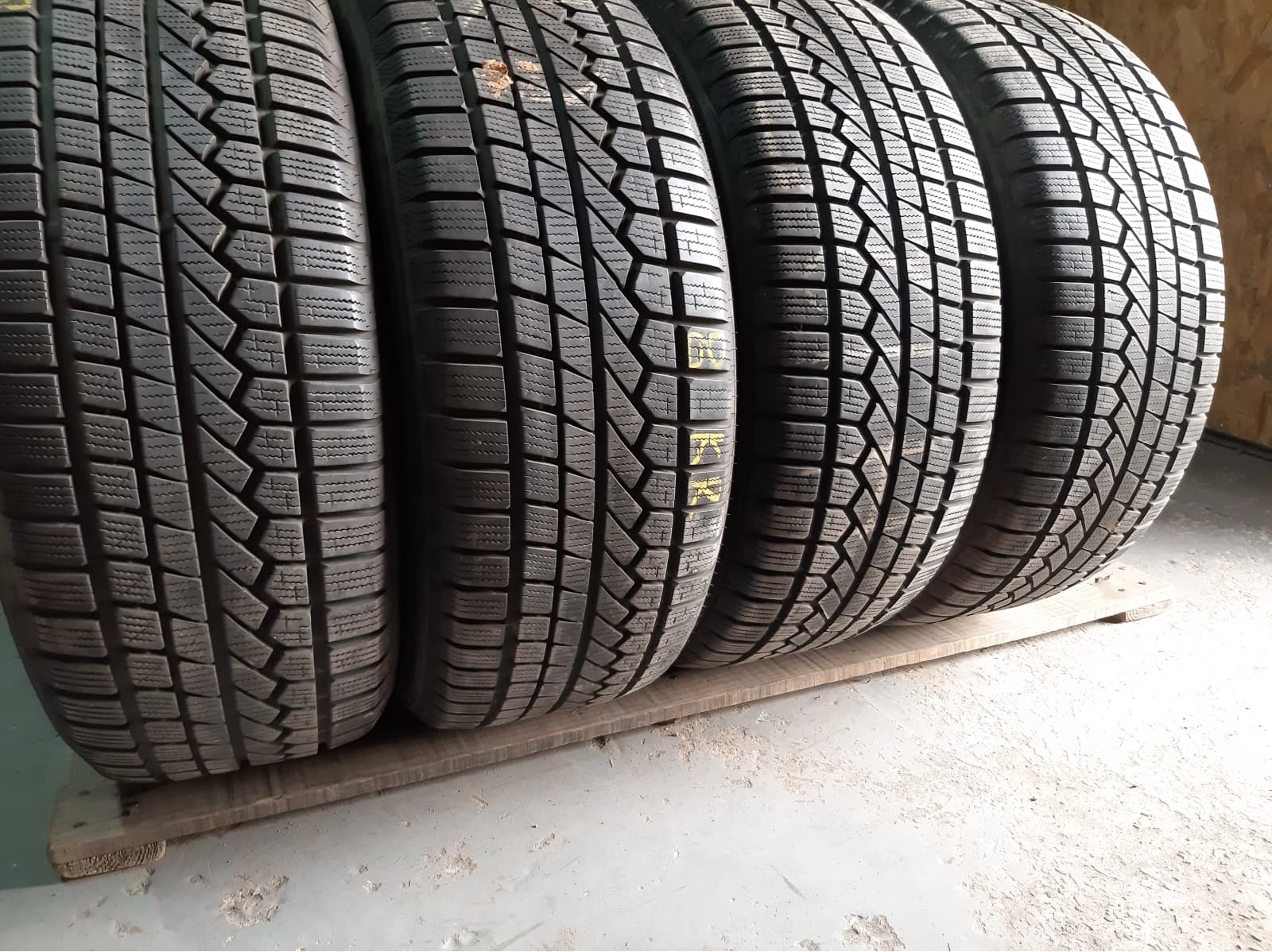 Вживані шини з Європи Toyo Open Country 255/55 R 18
