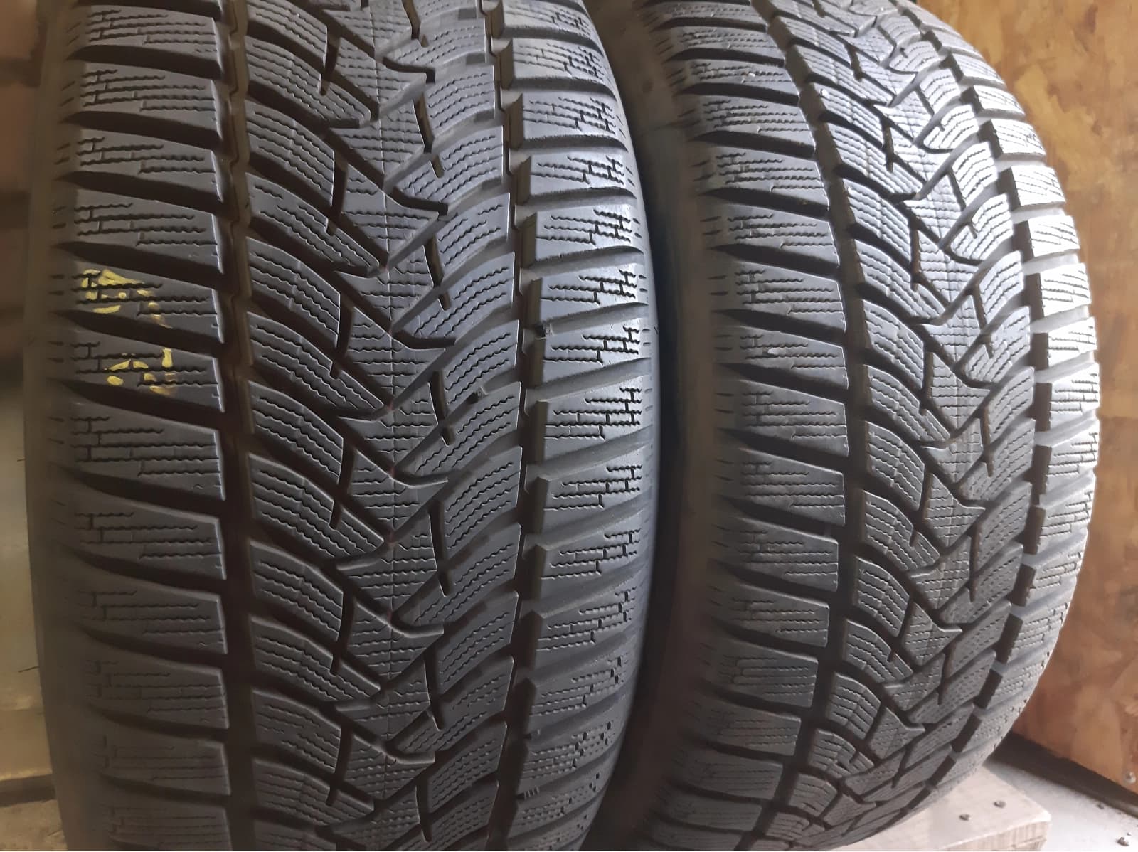 Вживані шини з Європи Dunlop Winter Sport 5   / 245/45 R 18