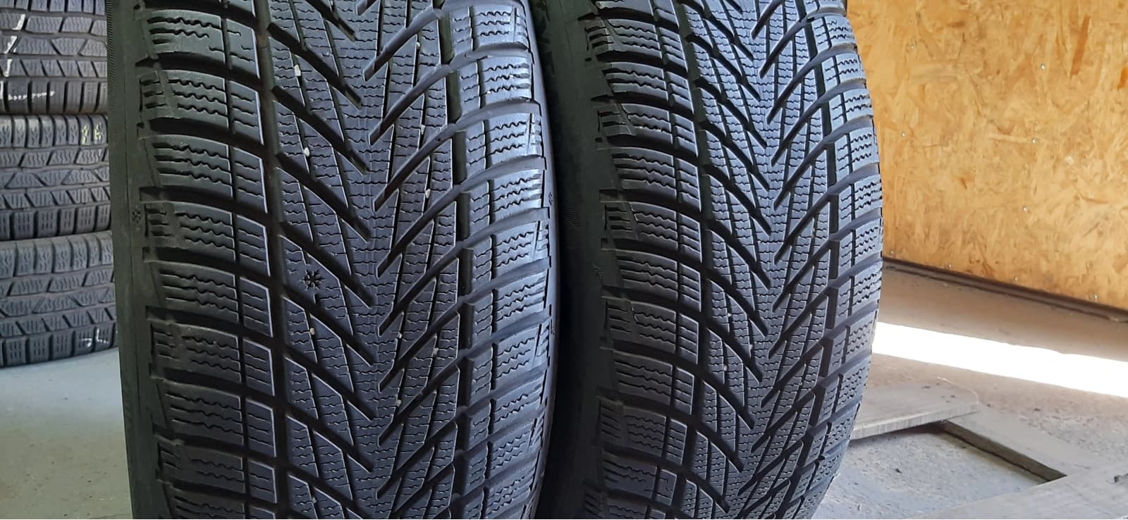 Вживані шини з Європи GoodYear Ultra Grip Perfomance 3  .   … 205/55 R 17