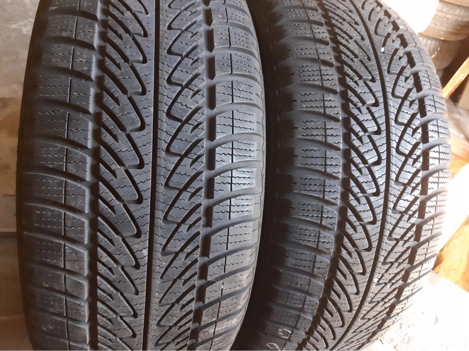 Вживані шини з Європи GoodYear Ultra Grip 8 Perfomance   .   … 225/55 R 16