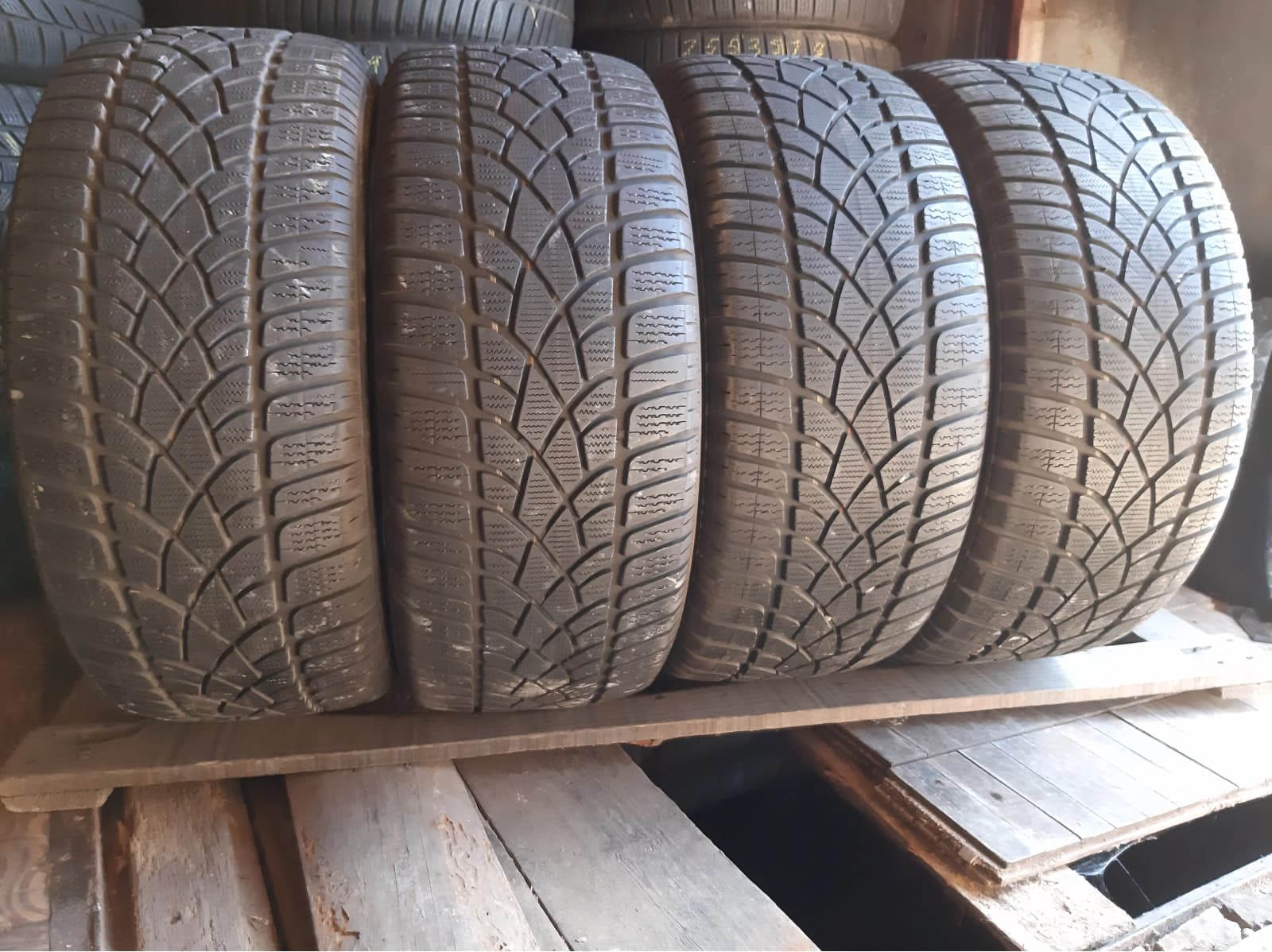 Вживані шини з Європи Dunlop SP Winter Sport 3D    …     245/40 R 18