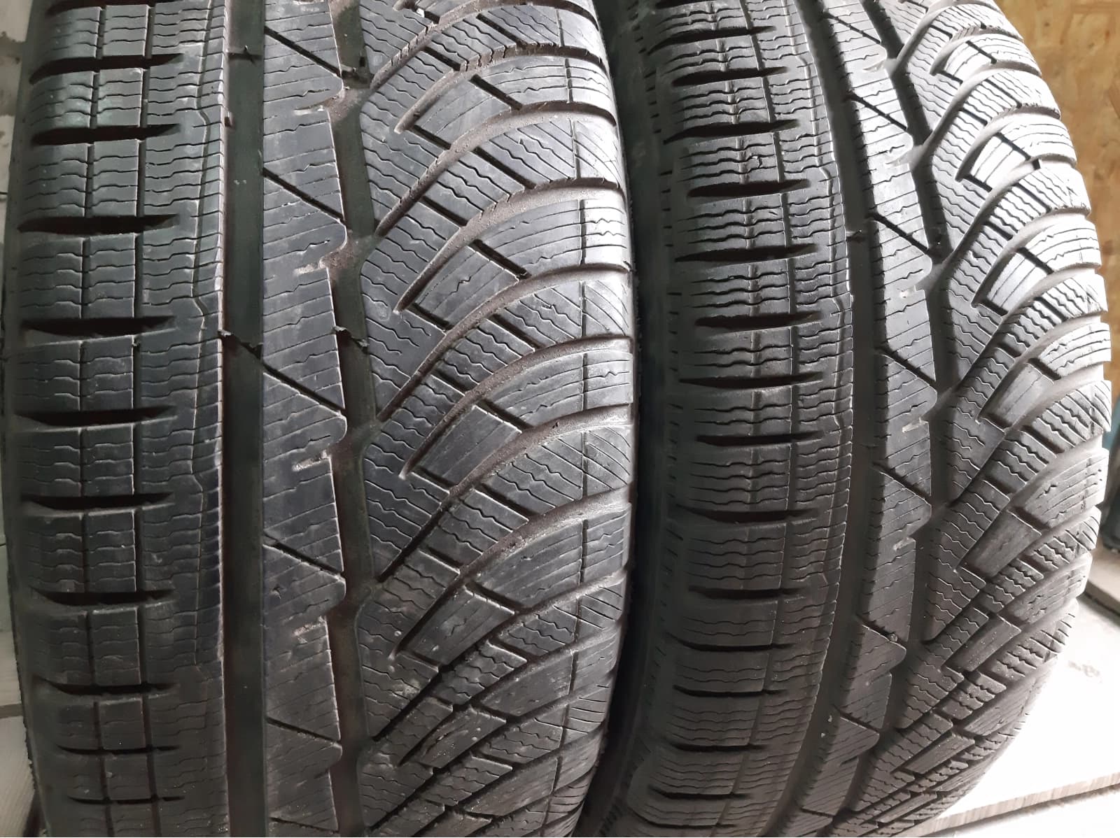 Вживані шини з Європи Michelin Pilot Alpin PA4     . 225/45 R 18