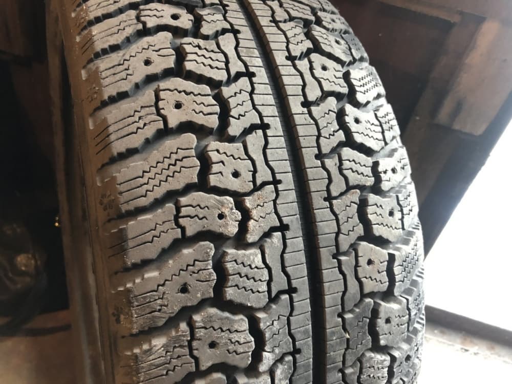 Вживані шини з Європи Gislaved Nord Frost II 205/50 R 16