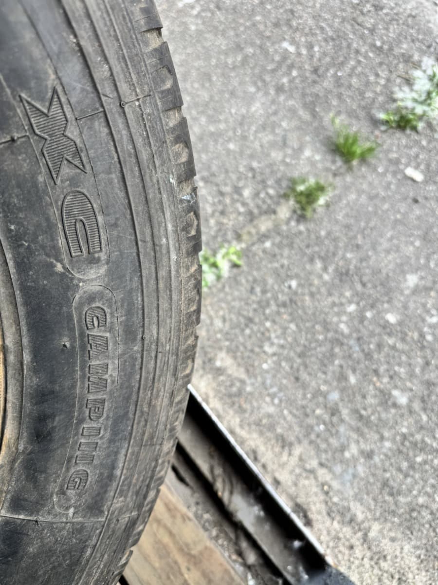 Вживані шини Michelin XC Camping 215/70 R 15C