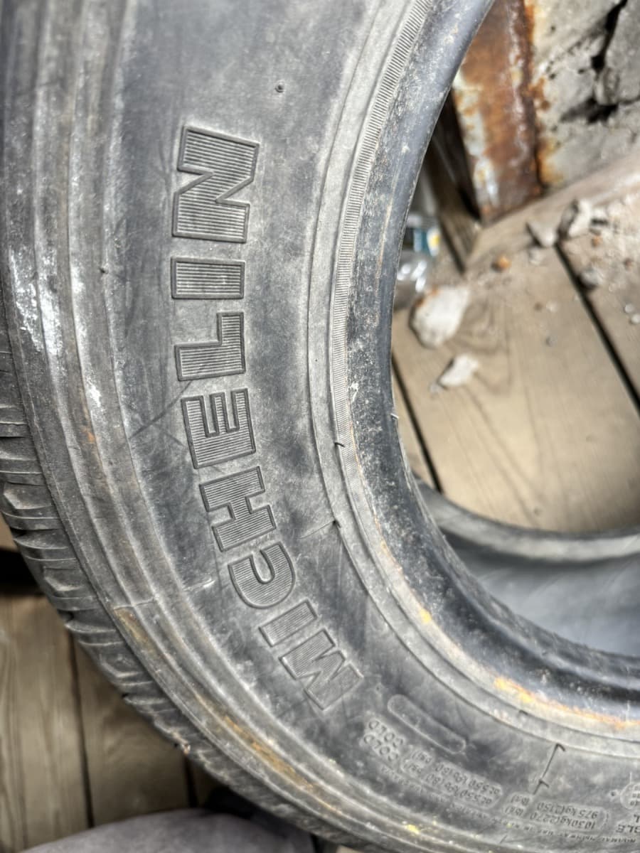Вживані шини Michelin XC Camping 215/70 R 15C