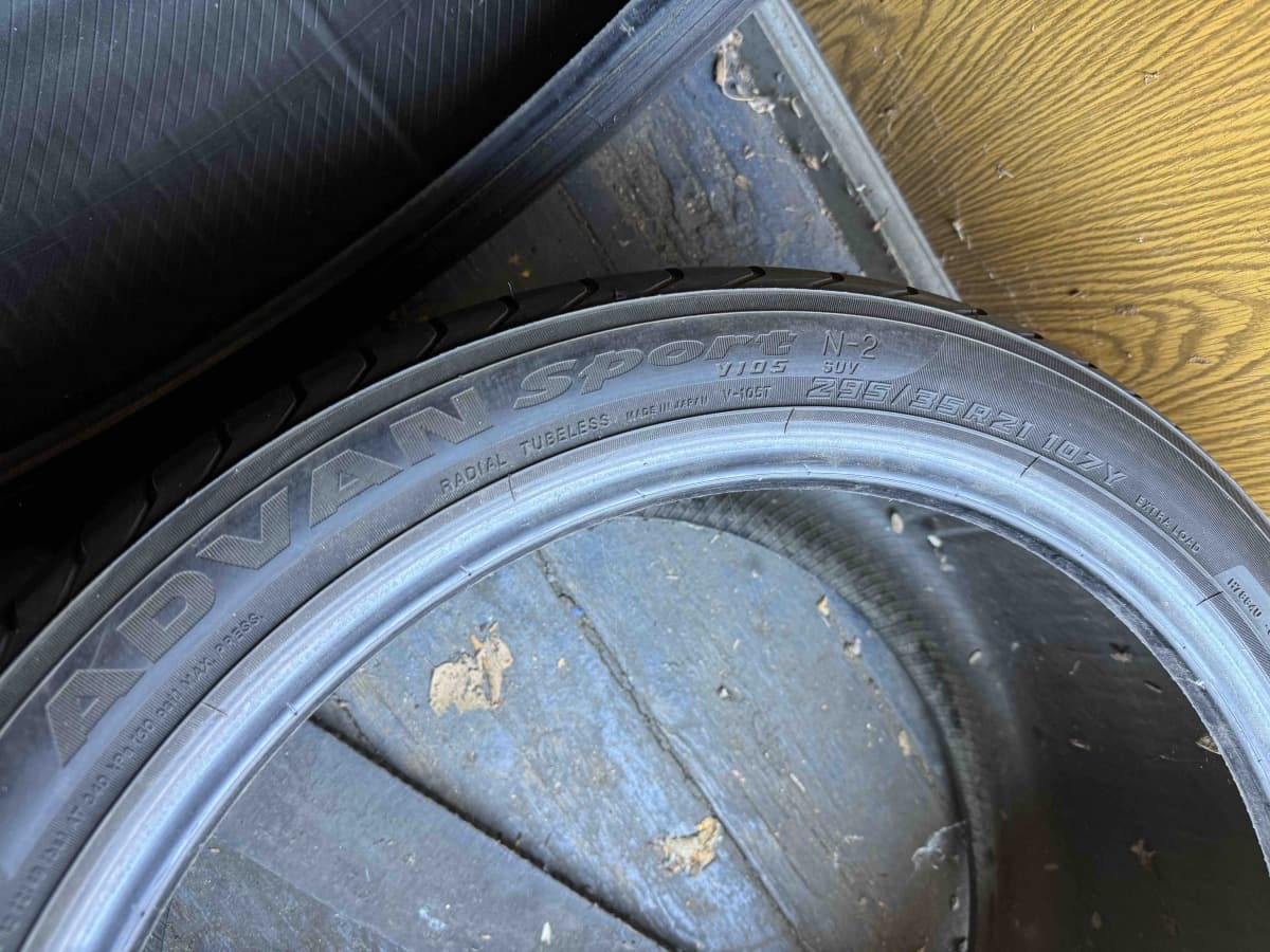 Вживані шини Yokohama Advan Sport N2 Vios SUV 295/35 R 21