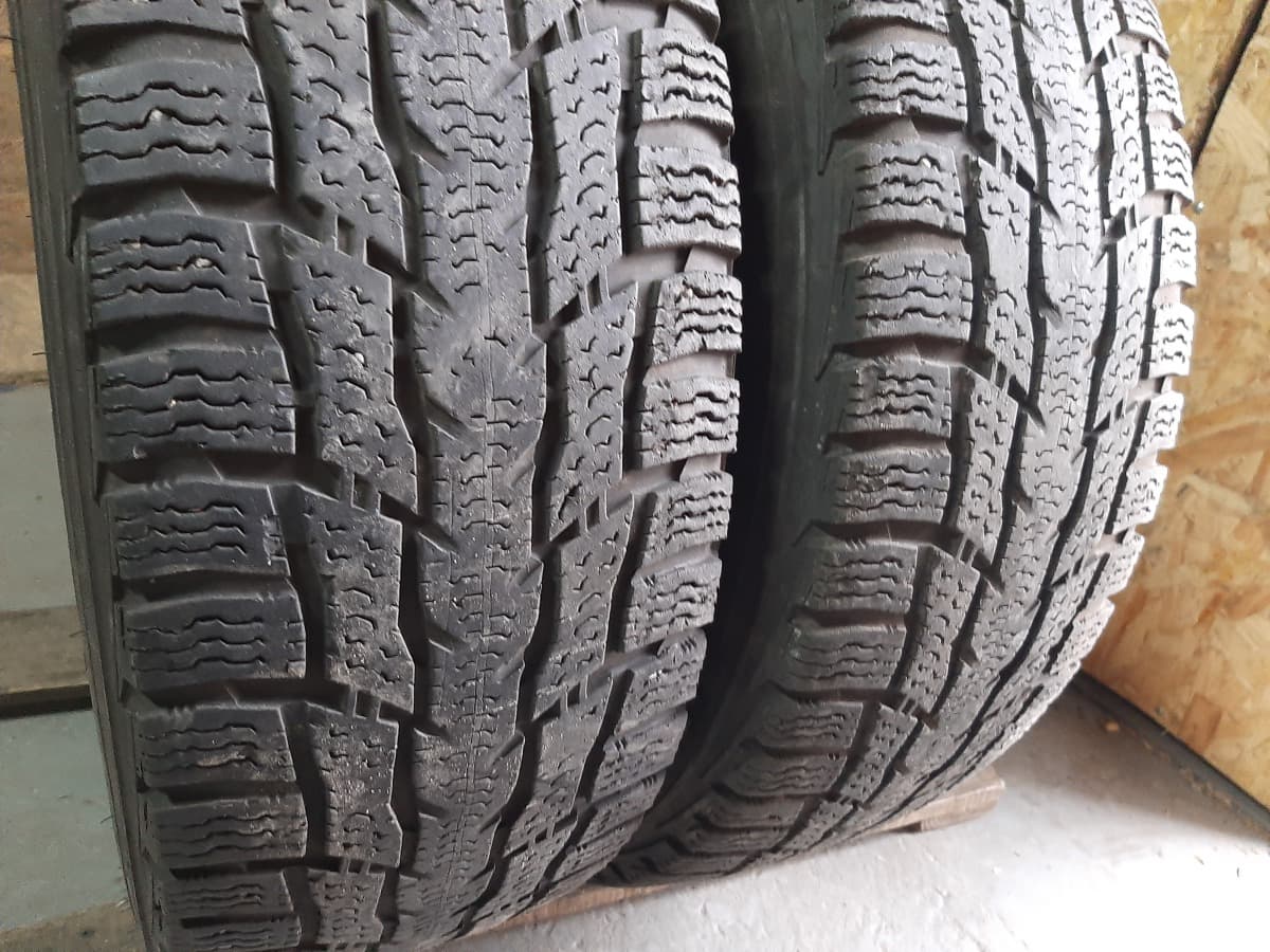 Вживані шини Nokian WRC3 225/75 R 16C