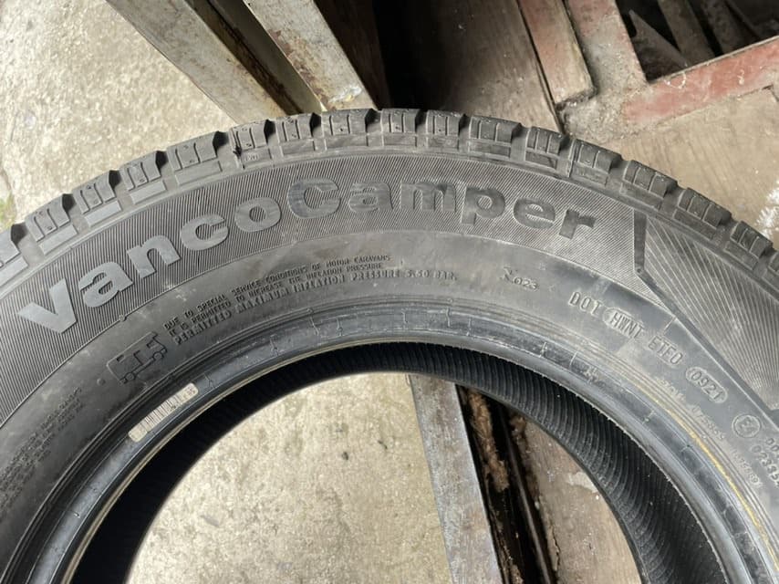 Вживані шини Continental Vanco Camper 215/70 R 15C