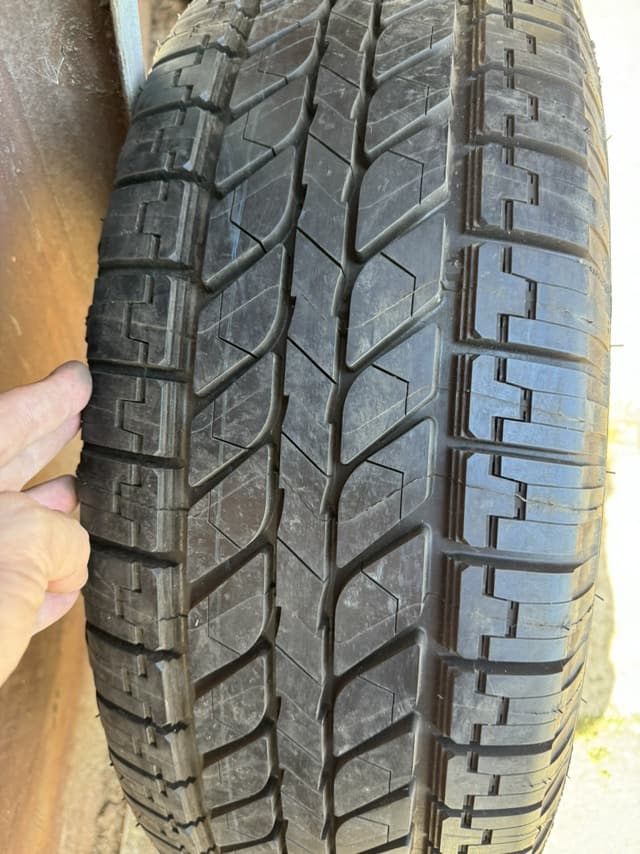 Вживані шини Michelin Synchrone 4*4 265/70 R 16