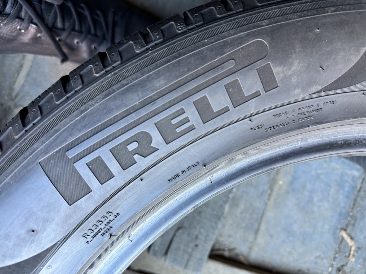 Вживані шини Pirelli Scorpion Winter 275/50 R 20