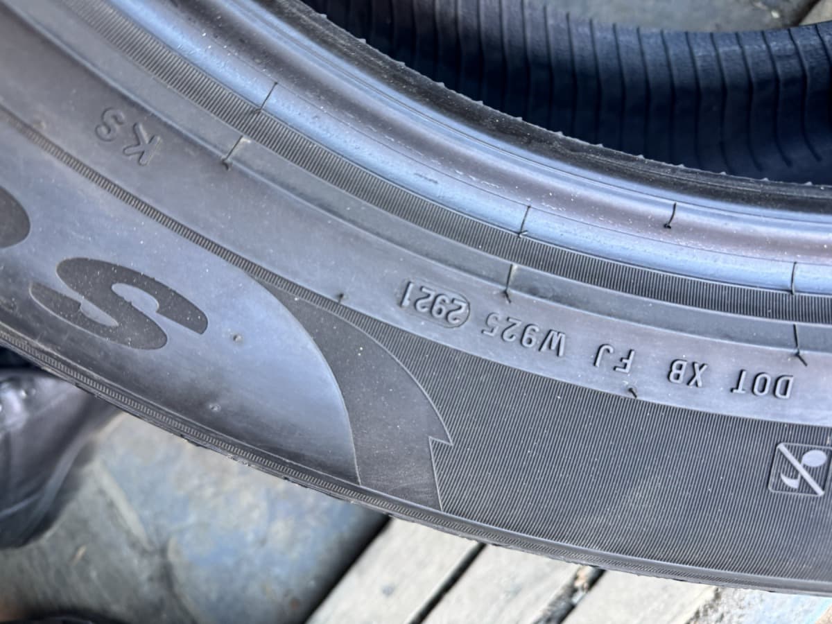 Вживані шини Pirelli Scorpion Winter 275/50 R 20